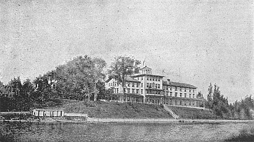 THE QUEEN'S ROYAL HOTEL, Niagara-on-the-Lake.