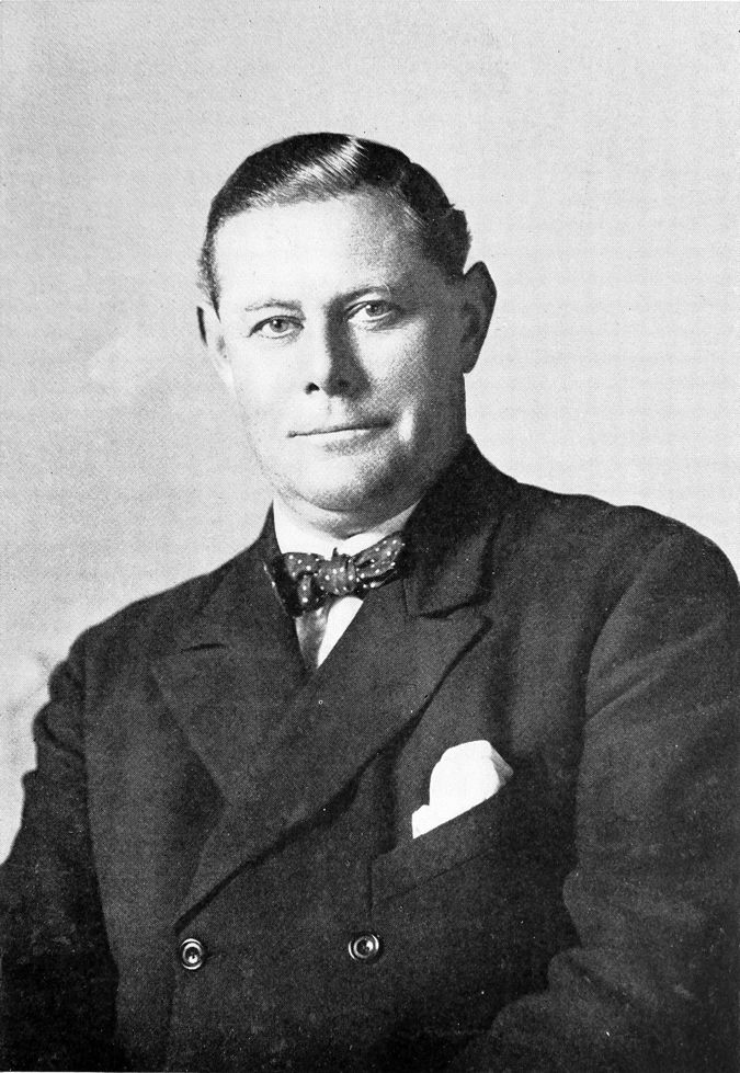 military and civilian gentlemen in a discussion